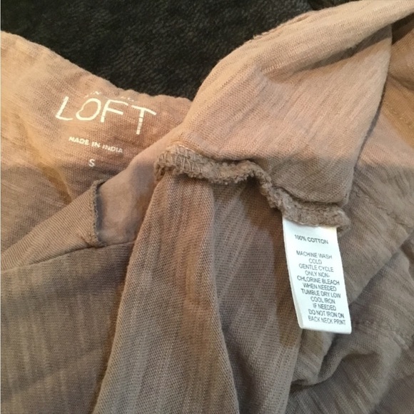 LOFT by Ann Taylor short sleeve Womans small tee soft brown layered front - Picture 4 of 10